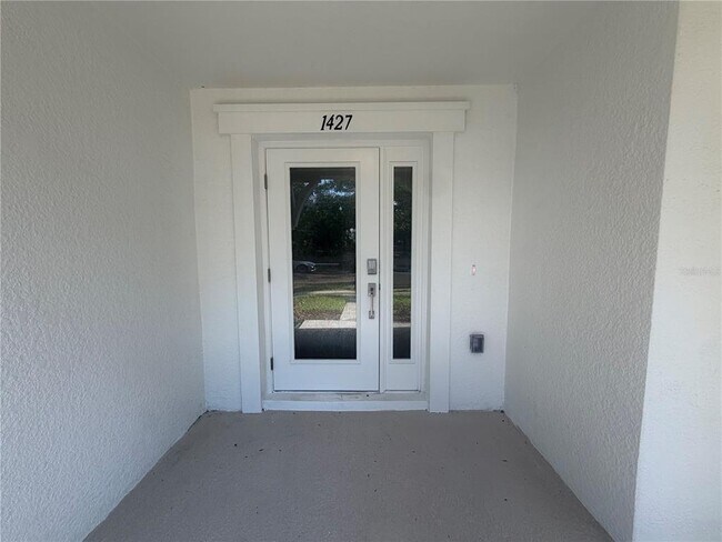 Photo - 1427 W Chestnut St