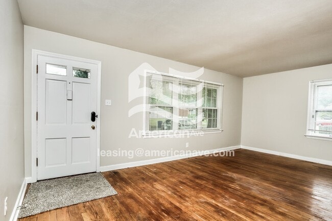 Photo - 20 Regina Ct