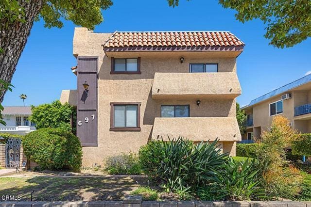 Photo - 697 E California Blvd