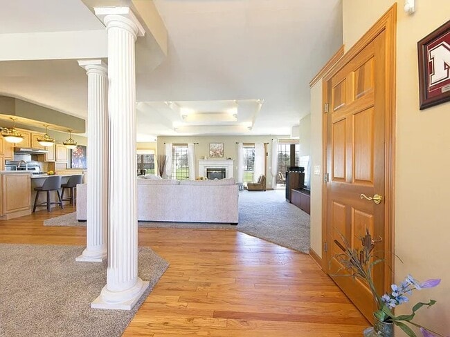 Photo - 1805 Red Tail Dr