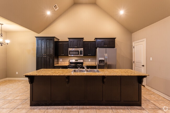 3BR, 2BA - 1300-1700 SF - Willowbrook Duplexes