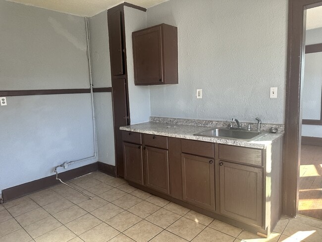 Photo - 4114 W Euclid St