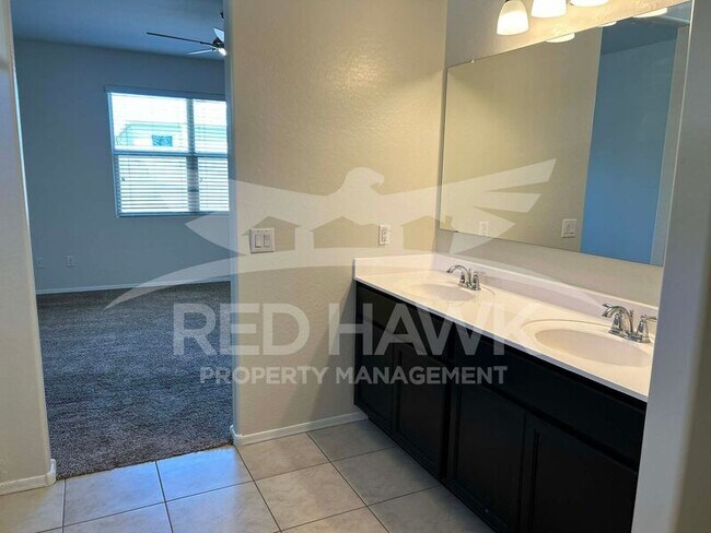 Photo - 4734 E Pearl Rd