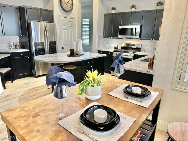 Photo - 20 Chateau Whistler Ct