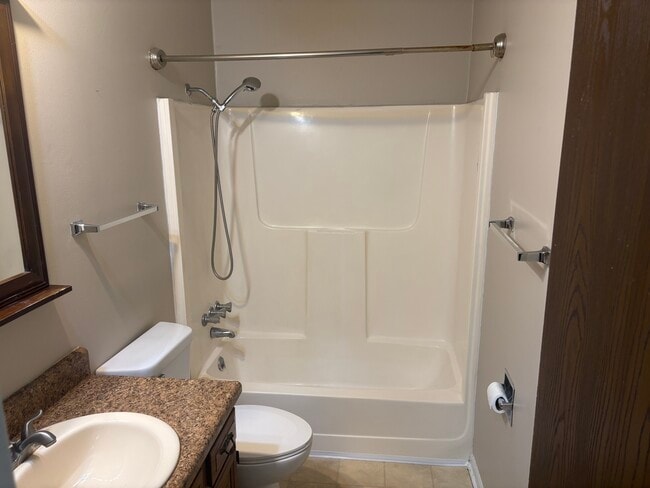 Photo - 3516 Kendale Dr