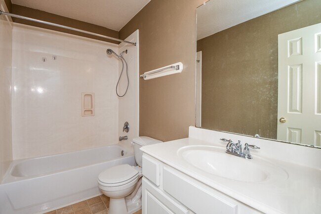 Photo - 7218 Fox Hall Ln