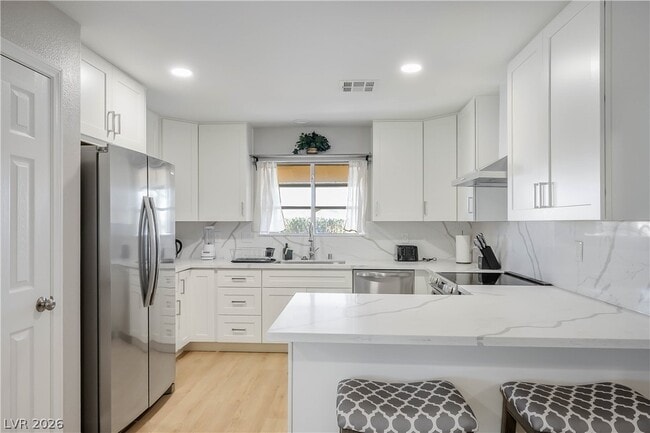Photo - 6990 W Richmar Ave