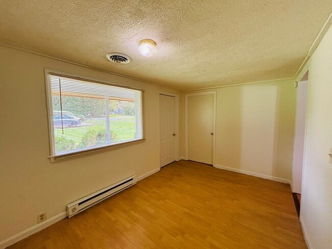 Photo - 1225 Thomas Ln