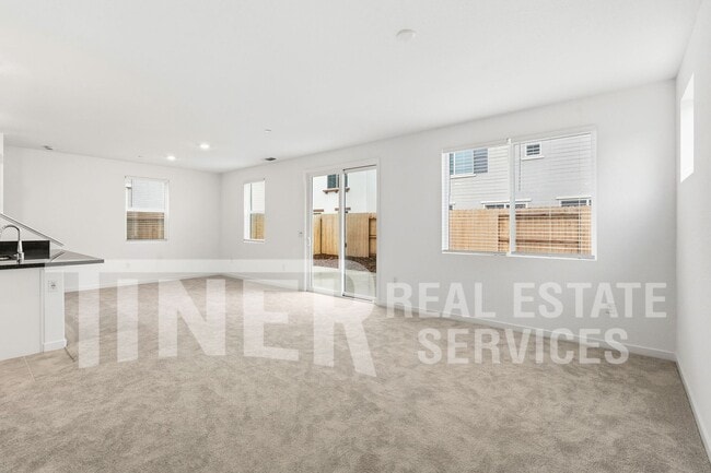 Photo - 7704 Deer Mouse Wy