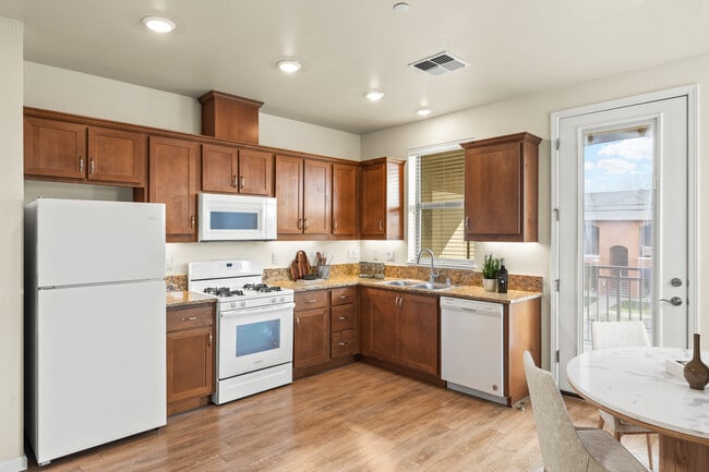 1BD - Kitchen