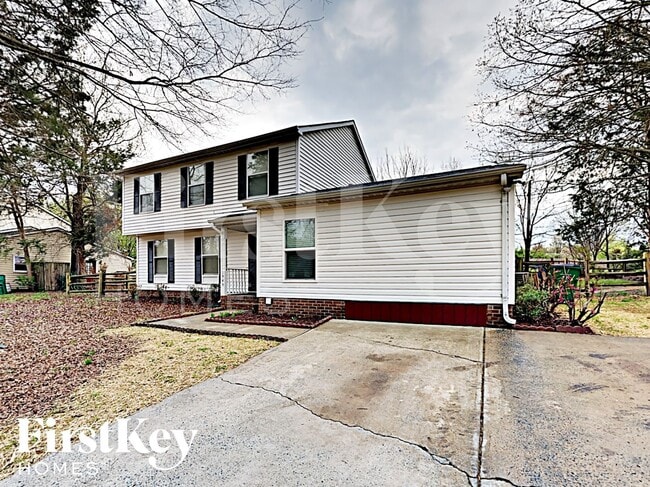 Photo - 1940 Winsted Ct