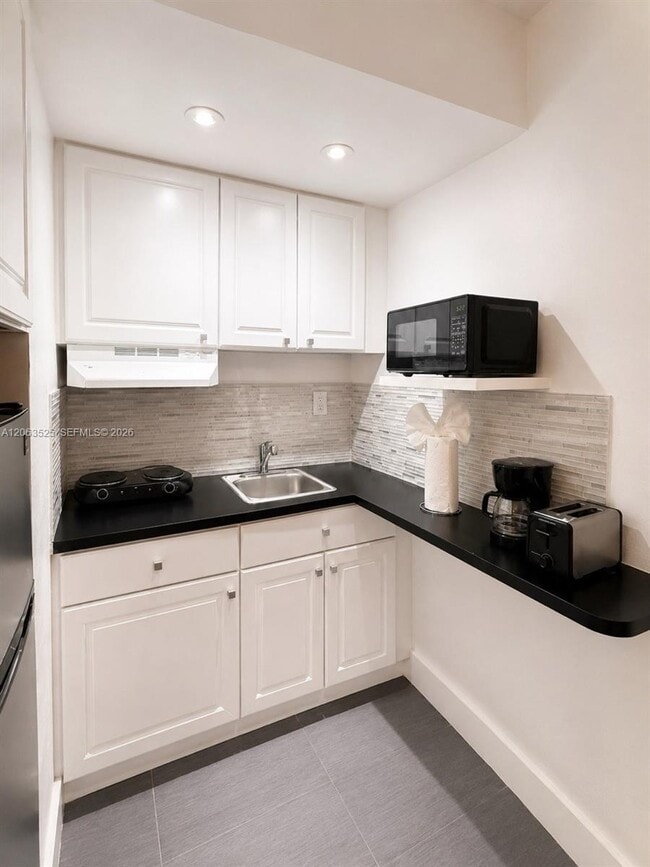 Photo - 3025 Indian Creek Dr Unit 203