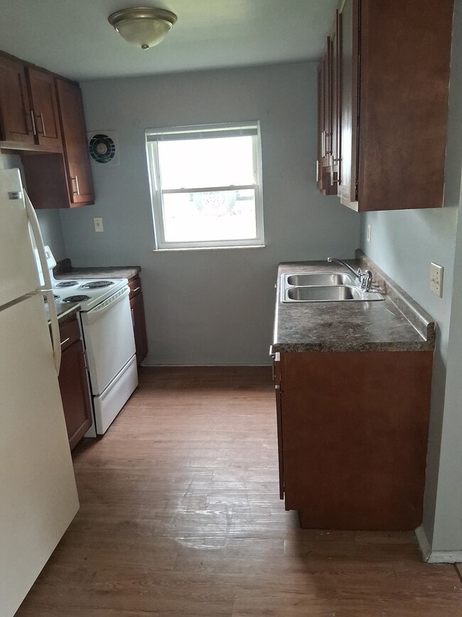17 Orchard Ave Unit 2