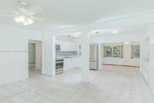 Photo - 13140 N Miami Ave