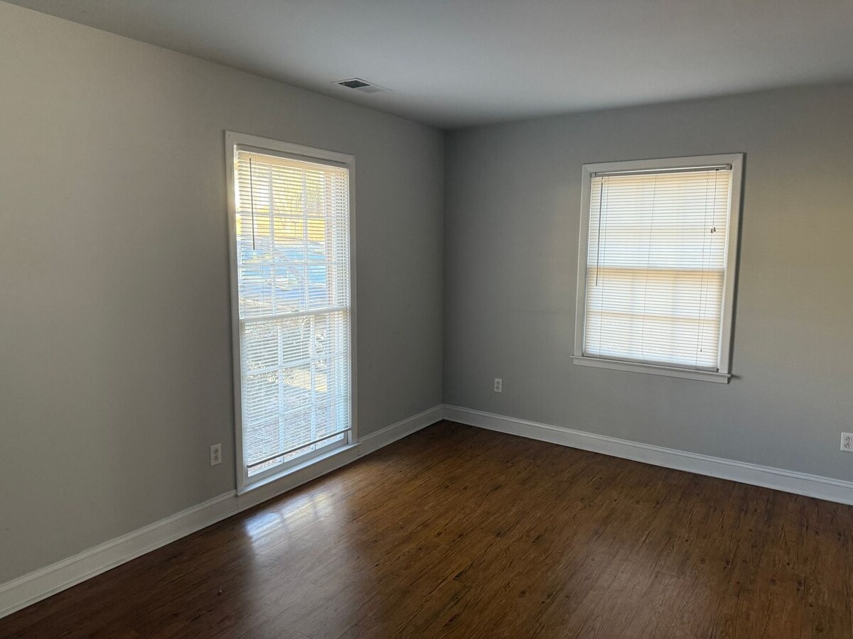 Photo - Beautiful Brick Three Bedroom Home!