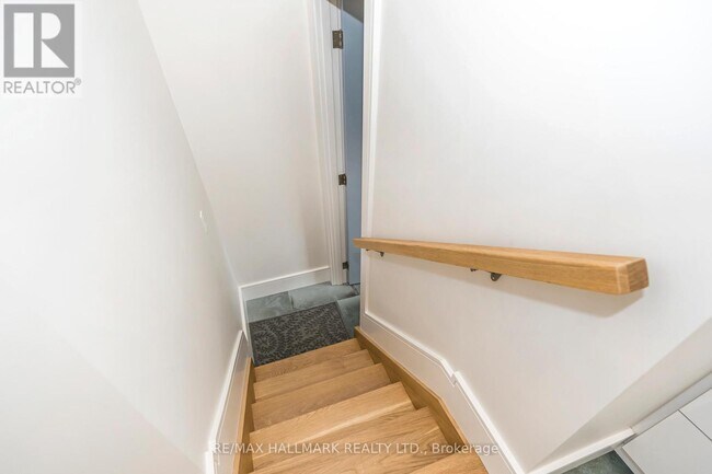 Photo - 202 Rusholme Rd Unité House