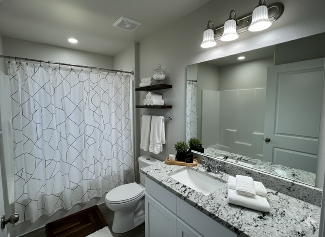 Photo - Stunning home in the silo School district