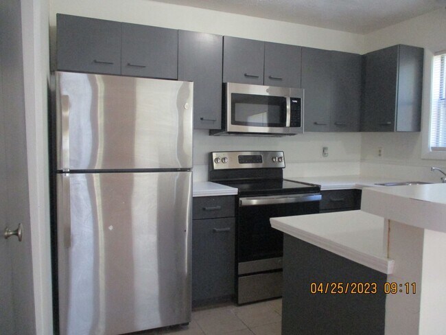 Photo - 1014 Brookhollow Dr