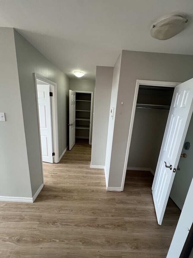 Photo - 5222-5222 Green St Unit 55