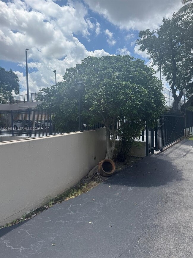Photo - 1625 SE 10th Ave Unidad 804