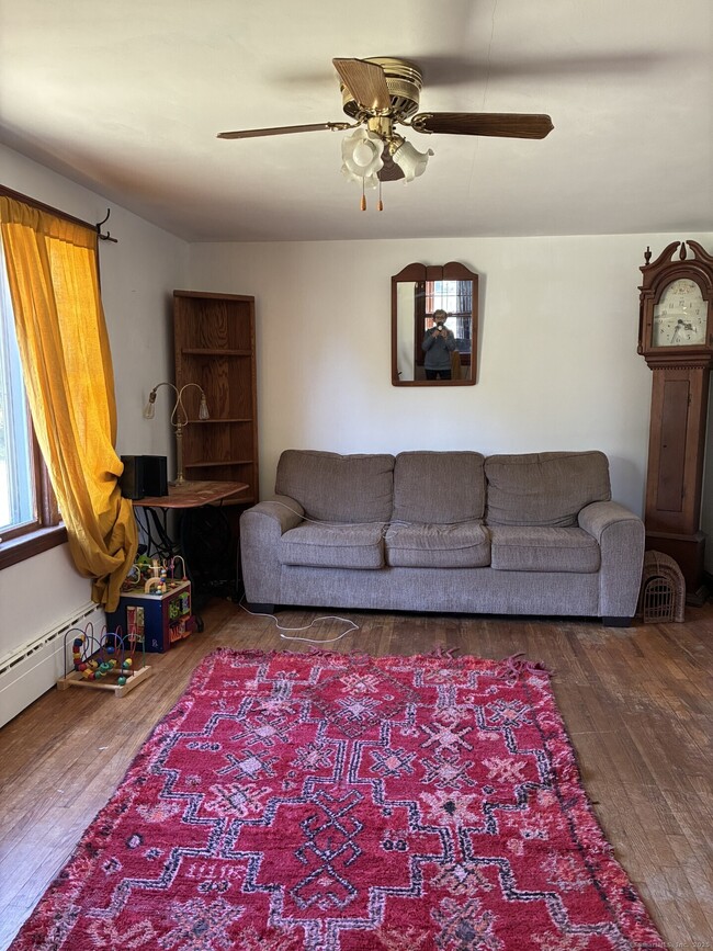 Photo - 473 Winchester Rd