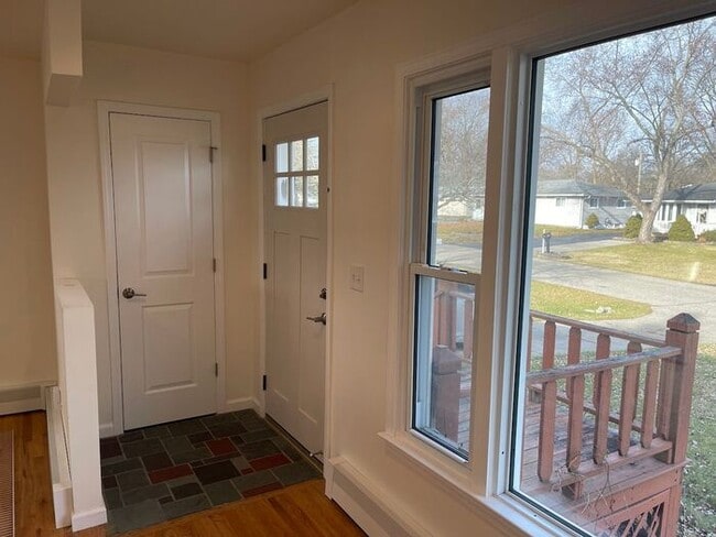 Photo - Charming 3-Bedroom Home with Finished Basement in Waterford Township