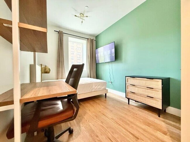 Photo - Nice room in a good neighborhood Unit 2A