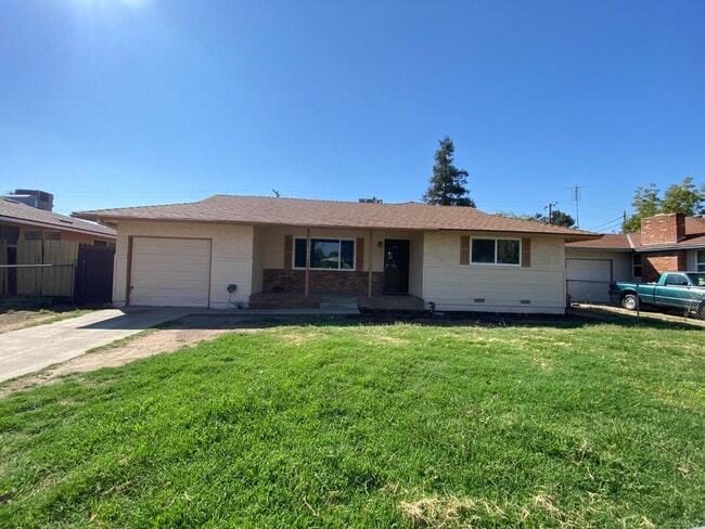 Photo - 1545 W Sussex Way