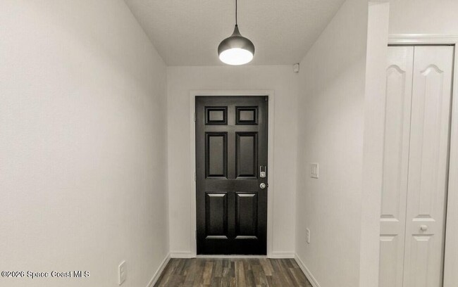 Photo - 271 Wendover Rd SW