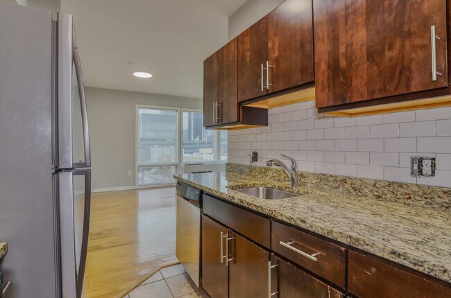 Photo - 76 St Pauls Ave Unit 4M