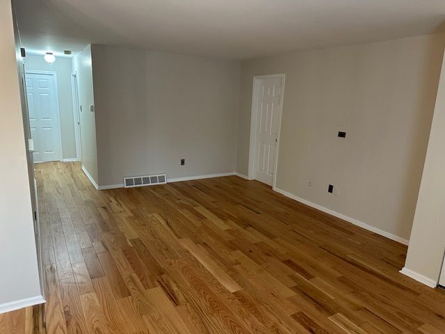 Photo - 1001 Roundhouse Ct