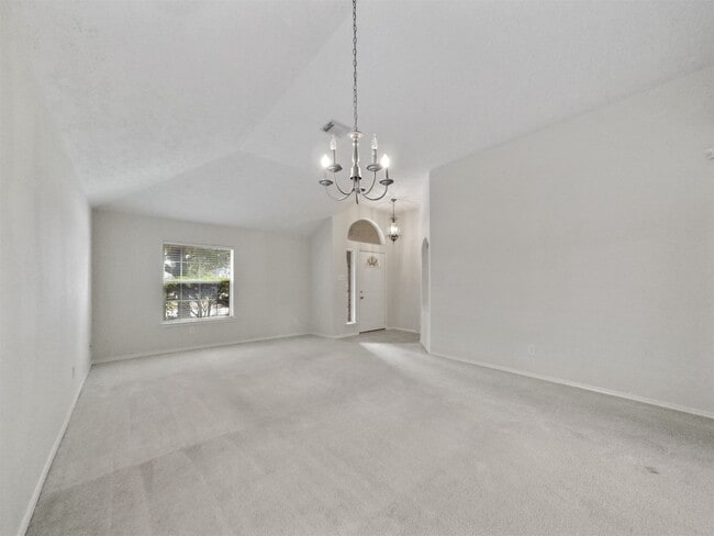 Photo - 427 Northvalley Dr