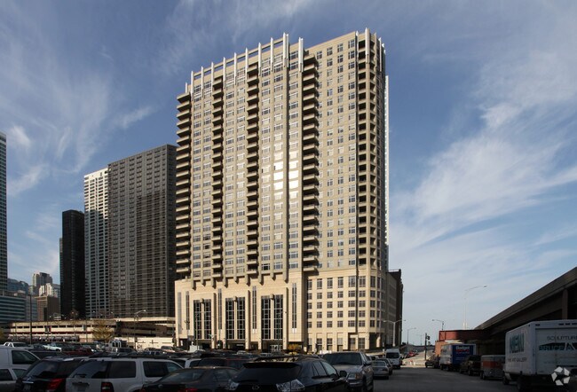 Photo - 530-540 N Lake Shore Dr