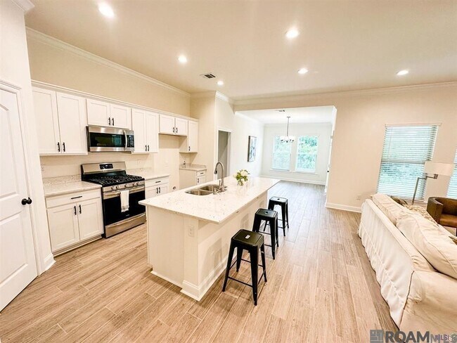 Photo - 10904 Maitland Ave