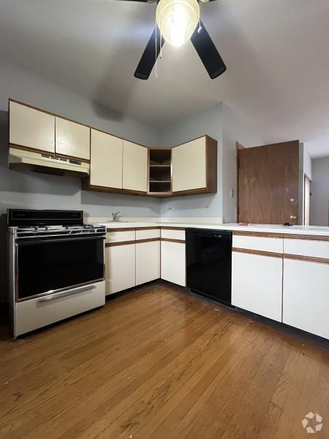 Building Photo - 1 bedroom in Chicago IL 60640 Unit 1E Rental