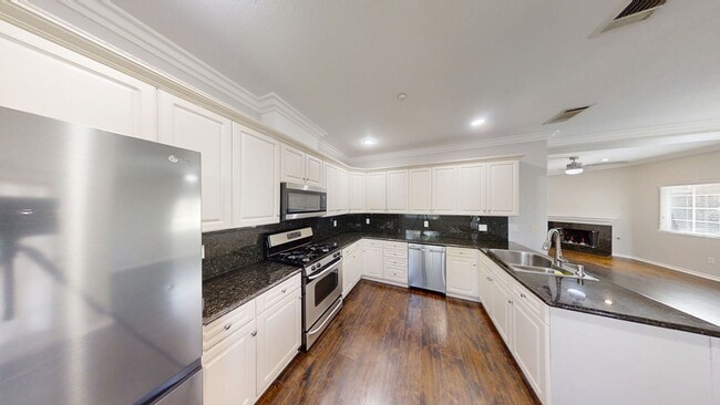 Photo - 1200 E Highland Ave