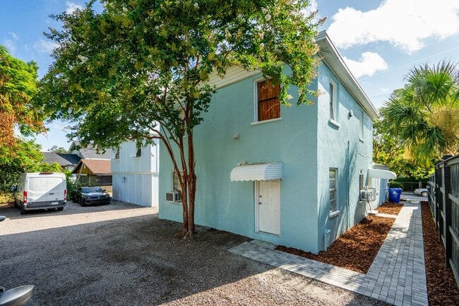 Photo - 13 Norman St Unit 13 Norman  B