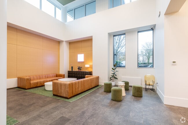 Photo - 1188 Bidwell St