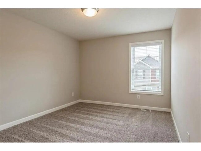 Photo - 10888 Fountain Pl N