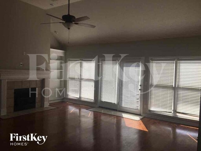 Photo - 1071 Mossy Knoll Dr