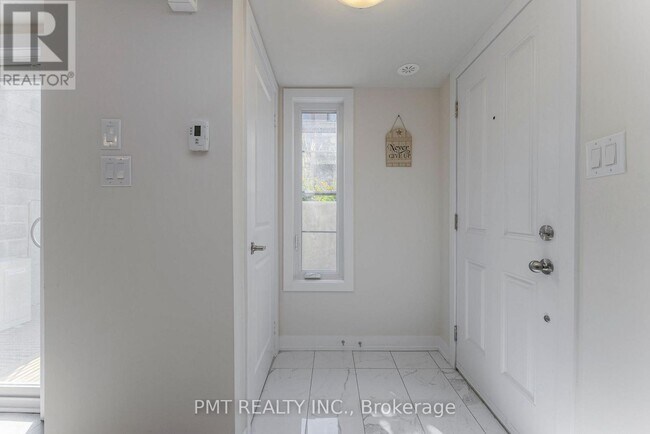 Photo - 2355 Sheppard Ave W