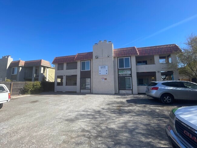 Photo - 6205 Bellota Dr Unidad B