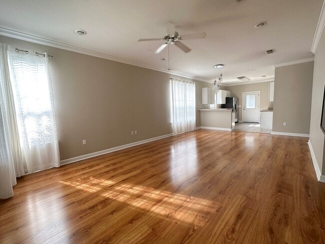 Photo - Beautiful 3 Bedroom Home in Destin. Beachside of Hwy 98!