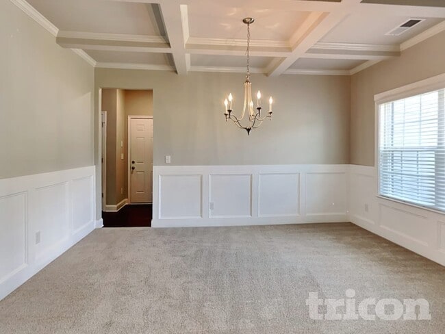 Photo - 301 Scenic View Ln