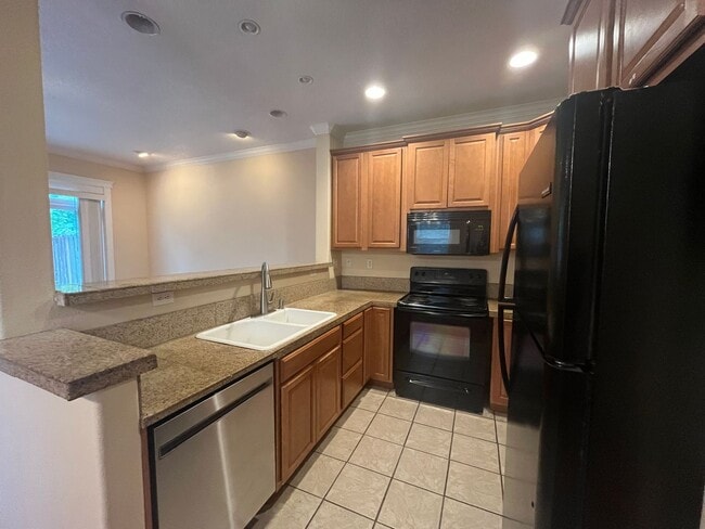 Photo - 1242 SE Roberts Ave
