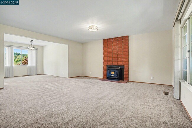 Photo - 87 Gaywood Pl