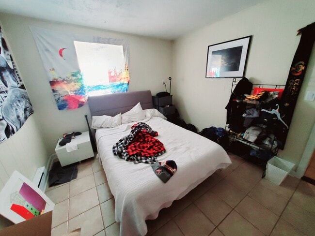 Photo - 9 Algonquin Ave Unit L