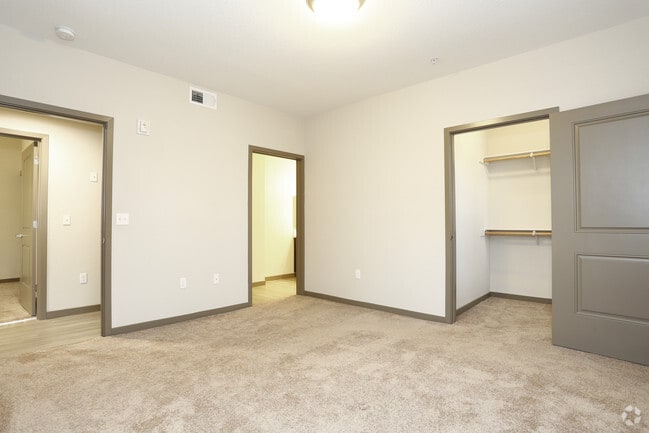 3BR,3BA-Buena Vista