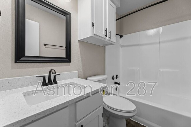 Photo - 1301 US-287