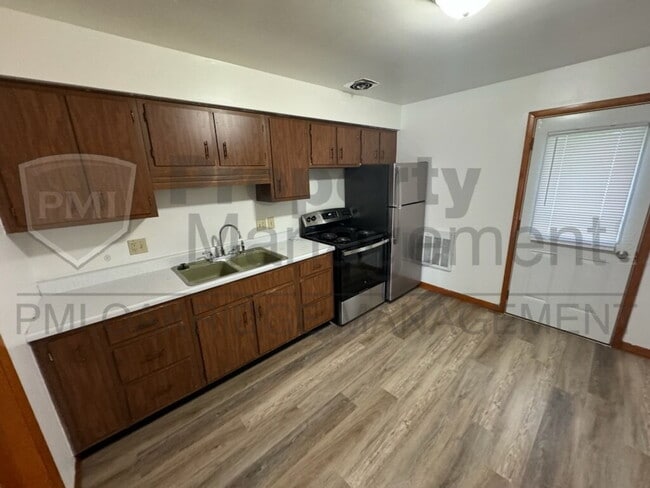 Photo - 2 Bed Single Level Apartment